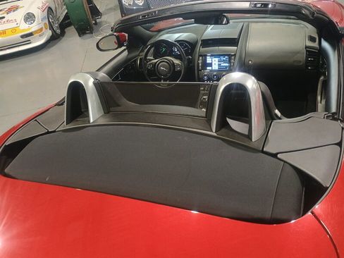Used 2015 Jaguar F-TYPE Convertible RWD image 30