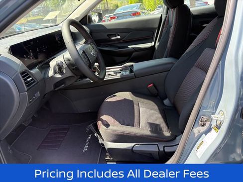 New 2026 Nissan Sentra SR FWD image 18