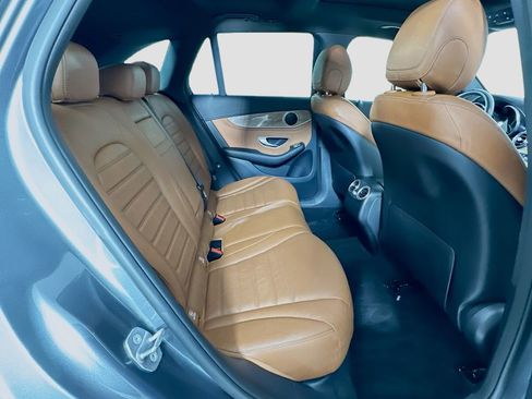 Used 2018 Mercedes-Benz GLC 43 AMG 4MATIC image 29