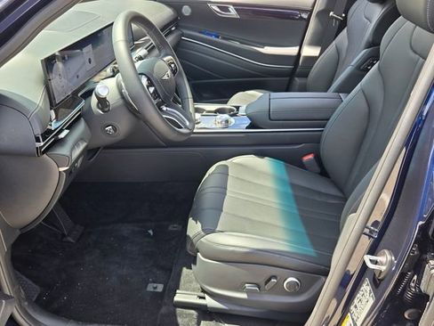 New 2026 Genesis GV80 2.5T RWD image 5