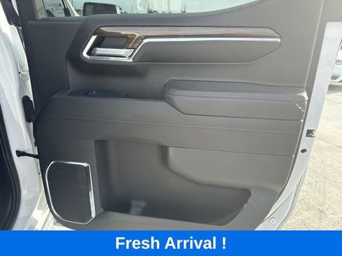 Used 2024 Chevrolet Silverado 1500 LT RWD image 12