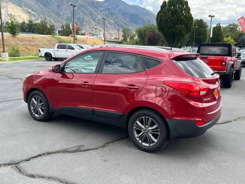 Used 2015 Hyundai Tucson SE AWD/4WD image 12