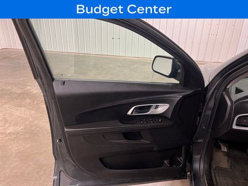 Used 2017 Chevrolet Equinox LT w/ Convenience Package FWD image 14