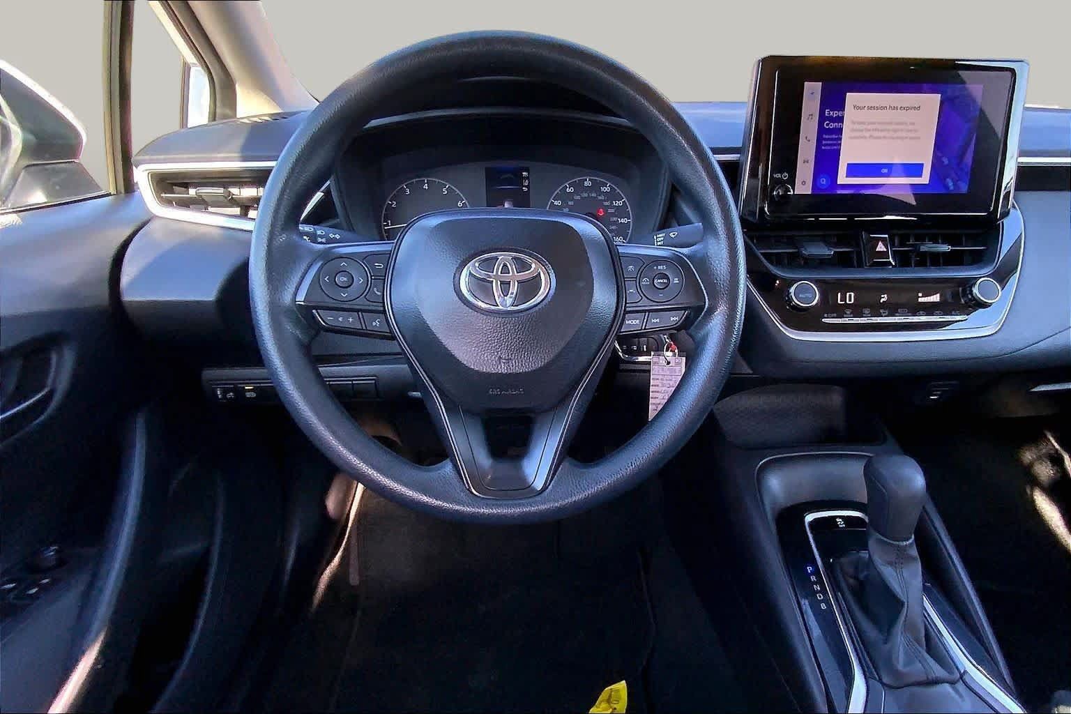 Used 2025 Toyota Corolla LE FWD image 6