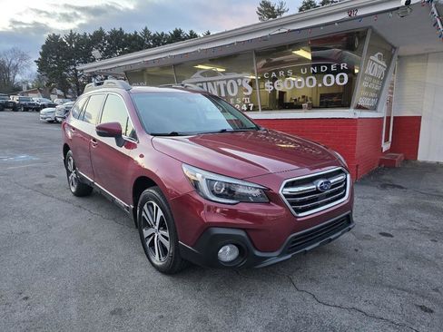 Used 2018 Subaru Outback 2.5i Limited image 1