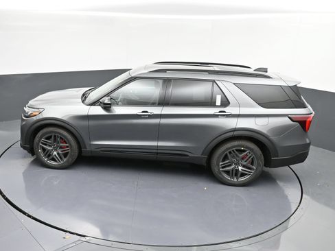 Used 2026 Ford Explorer ST w/ Sun And Sound Package AWD/4WD image 13