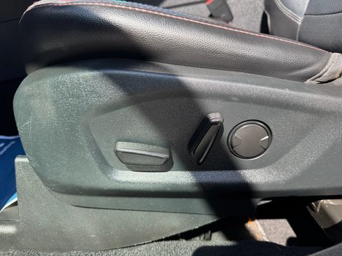 Used 2019 Ford Explorer Sport w/ Ford Safe & Smart Package AWD/4WD image 11