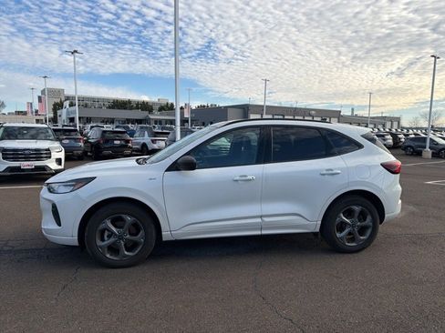 Used 2024 Ford Escape ST-Line w/ Tech Pack #1 image 4