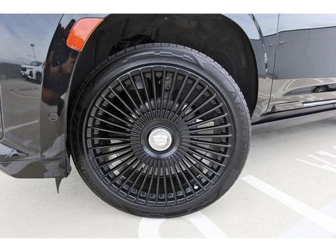 Certified 2024 Cadillac Escalade ESV Premium Luxury w/ Performance Package image 32