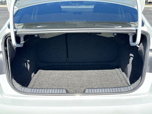 Used 2022 Volkswagen Jetta S image 13