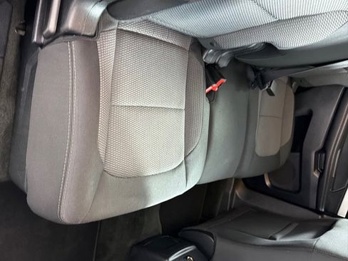 Used 2017 Ford Explorer XLT w/ Equipment Group 201A image 23