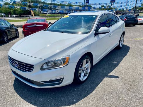 Used 2015 Volvo S60 T5 Premier FWD image 3