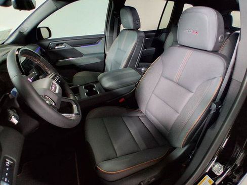 New 2026 GMC Acadia AT4 w/ Super Cruise Package AWD/4WD image 9