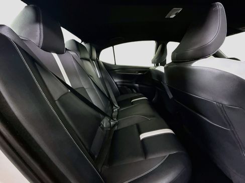 Used 2025 Toyota Camry SE w/ Convenience Package FWD image 27