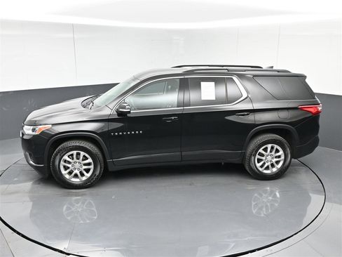 Used 2020 Chevrolet Traverse LT image 29