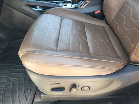 Used 2022 Kia Telluride SX w/ SX Prestige Package image 24