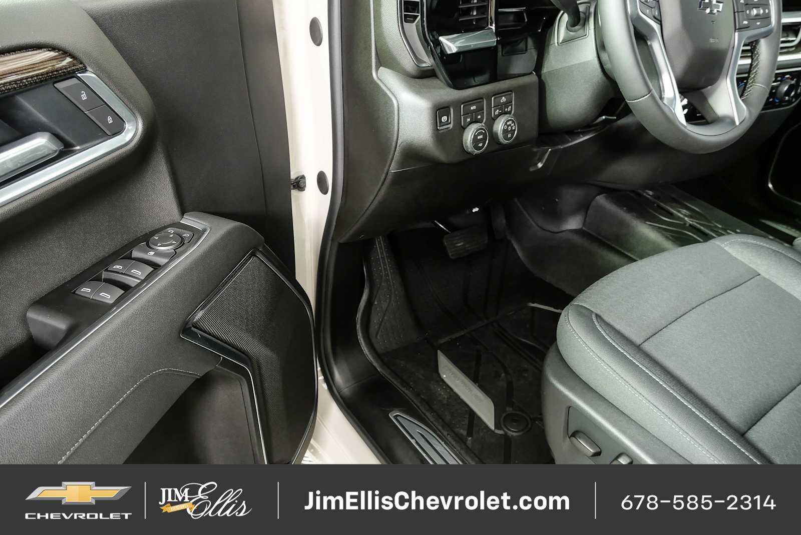 New 2026 Chevrolet Silverado 1500 RST w/ RST Select Package AWD/4WD image 8