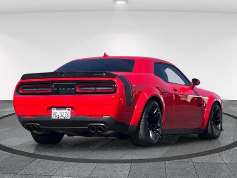 Used 2022 Dodge Challenger R/T Scat Pack RWD image 5