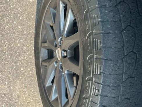 Used 2017 Ford Expedition Limited w/ Equipment Group 301A image 11