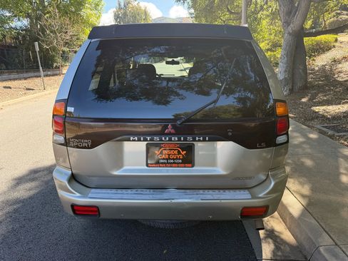 Used 2000 Mitsubishi Montero Sport XLS AWD/4WD image 4