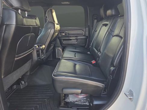 Used 2019 RAM 3500 Limited image 35