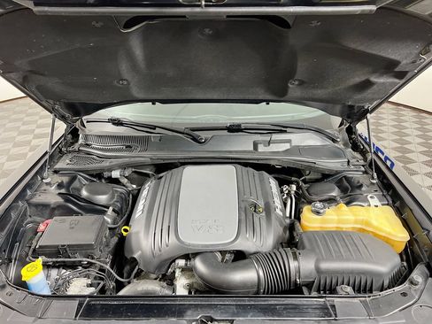 Used 2019 Dodge Challenger R/T RWD image 33