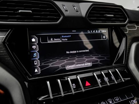 Used 2022 Lamborghini Urus image 80