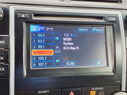 Used 2014 Toyota Camry SE FWD image 21