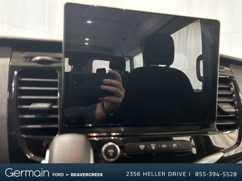 Used 2023 Ford Transit 350 XLT image 18