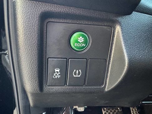 Used 2022 Honda HR-V Sport image 38