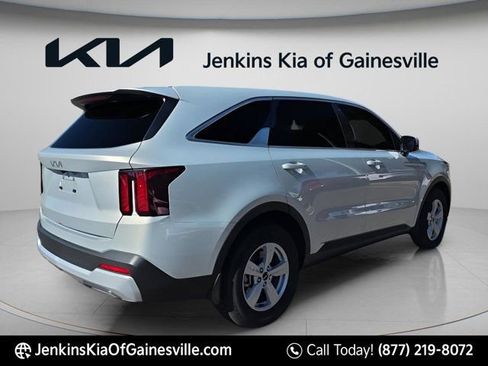 New 2026 Kia Sorento LX image 3