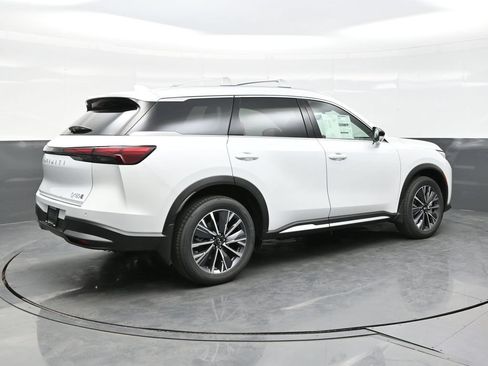 New 2026 INFINITI QX60 Luxe w/ Cargo Package AWD/4WD image 7