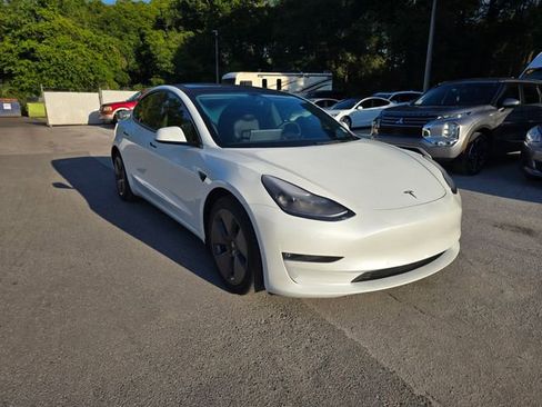 Used 2022 Tesla Model 3 Long Range AWD/4WD image 1