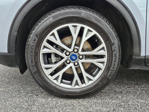 Used 2022 Ford Escape SEL image 14