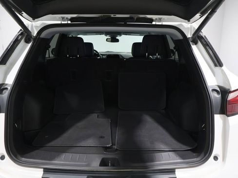 Used 2021 Chevrolet Blazer LT w/ LPO, Black Grille Bar Package image 20