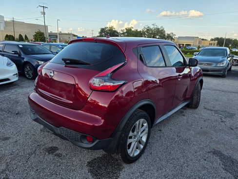 Used 2015 Nissan Juke S FWD image 7