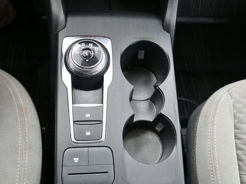 Used 2020 Ford Escape SE Sport image 12