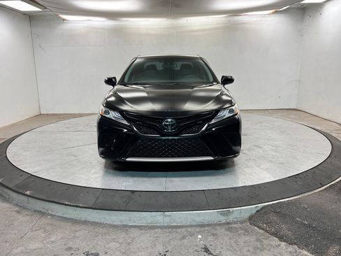 Used 2020 Toyota Camry XSE w/ Carpet Mat Package image 9