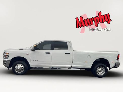 Used 2025 RAM 3500 Big Horn AWD/4WD image 4