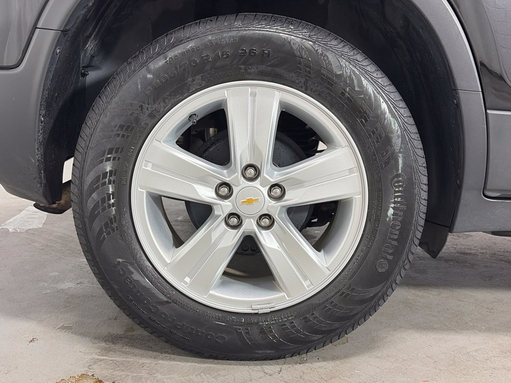 Used 2019 Chevrolet Trax LT w/ LT Convenience Package FWD image 11