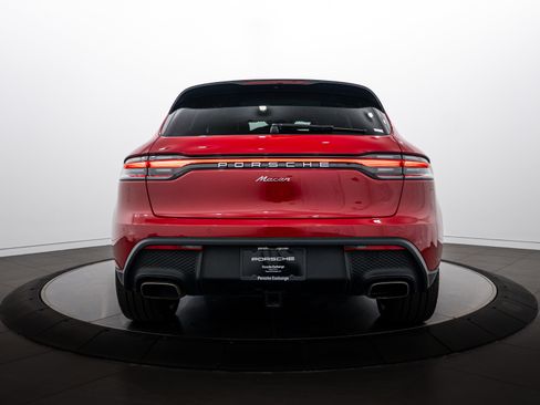 Certified 2026 Porsche Macan AWD/4WD image 6