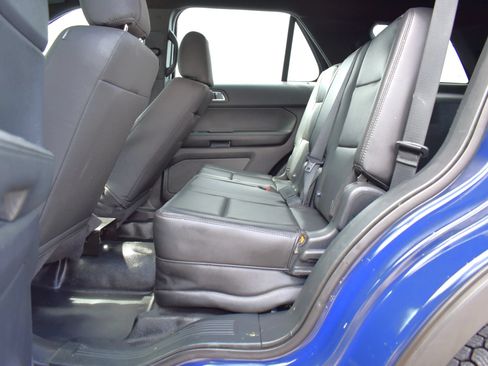 Used 2018 Ford Explorer 4WD Police Interceptor w/ Ultimate Wiring Package image 26