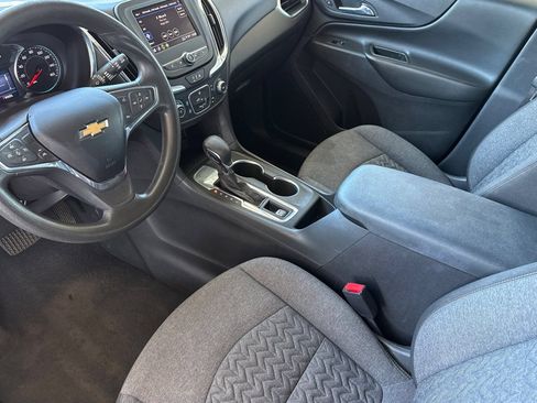 Used 2023 Chevrolet Equinox LT FWD image 5
