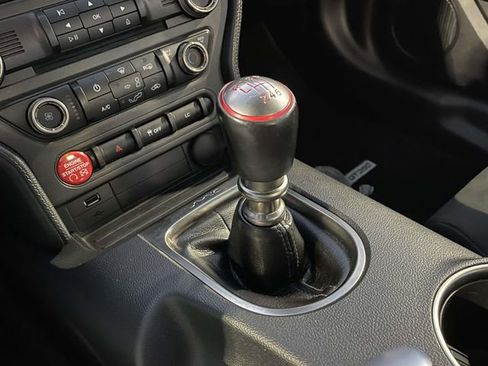 Used 2017 Ford Mustang Shelby GT350 image 23