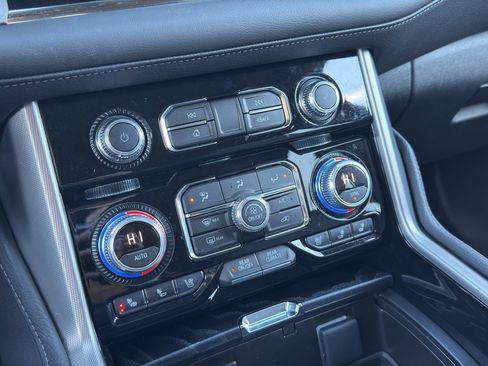 Used 2023 GMC Yukon XL Denali w/ Max Trailering Package image 24