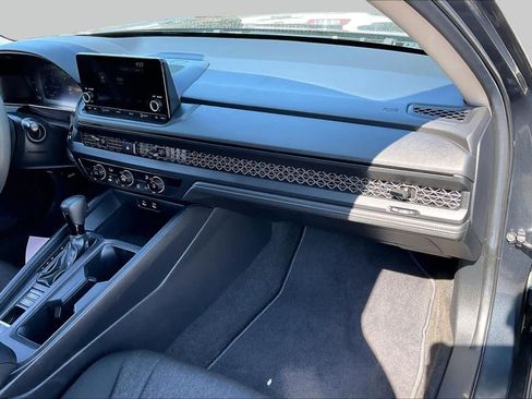 Used 2024 Honda Accord LX image 17