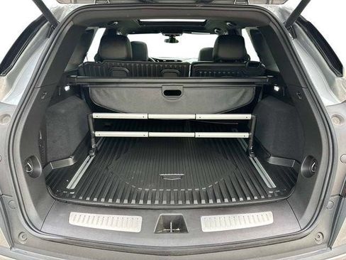Certified 2025 Cadillac XT5 Premium Luxury w/ LPO, Floor Liner Package AWD/4WD image 10
