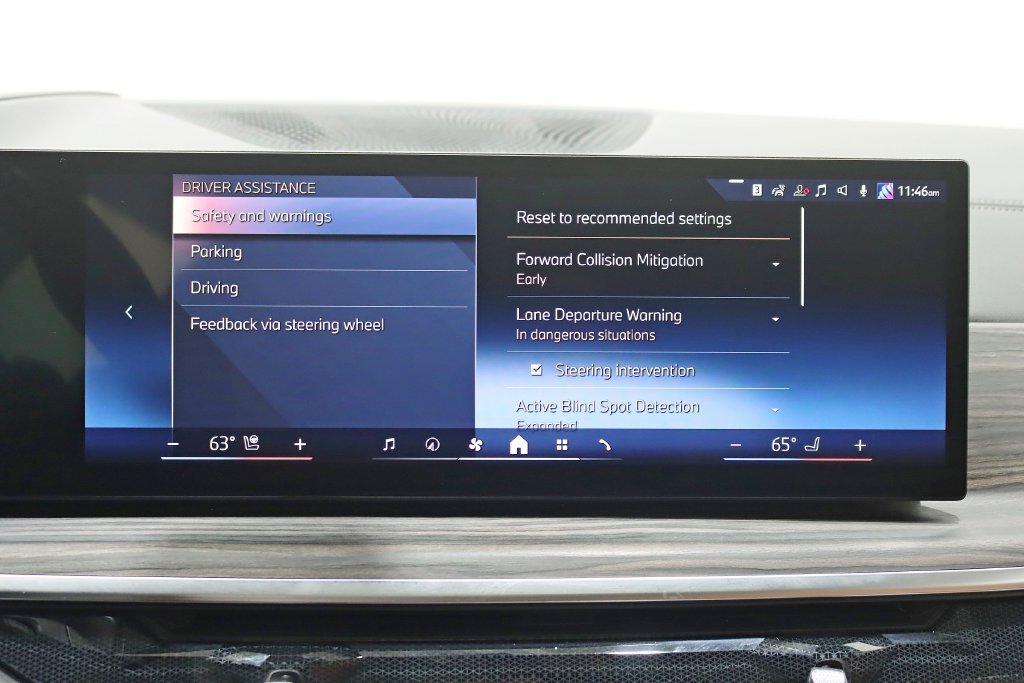 Used 2024 BMW X7 xDrive40i w/ M Sport Package AWD/4WD image 22