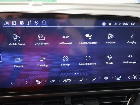 New 2026 Chevrolet Equinox EV RS image 20