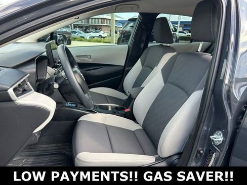 Used 2025 Toyota Corolla LE FWD image 13